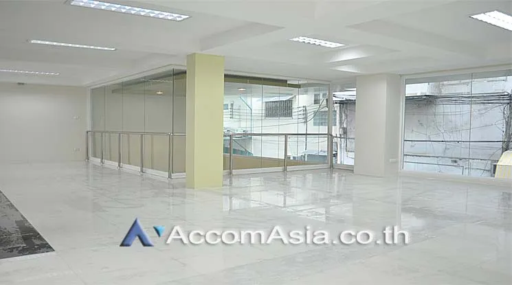 unit Office space For Sale in Silom, Bangkok  near BTS Sala Daeng (AA13148)